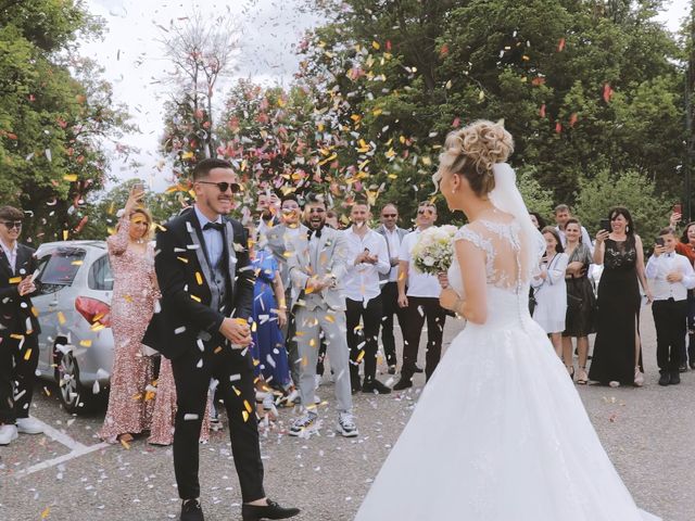 Le mariage de Amarildo et Léa à Vignieu, Isère 6