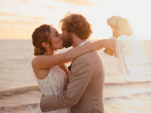 Le mariage de Thomas et Marie Caroline à Saint-Palais-sur-Mer, Charente Maritime 135