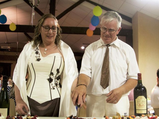 Le mariage de Michel et Sandrine à Périgueux, Dordogne 5