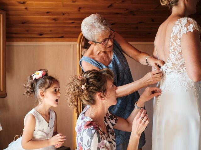 Le mariage de Florian et Aurore à Saint-Priest-Bramefant, Puy-de-Dôme 13