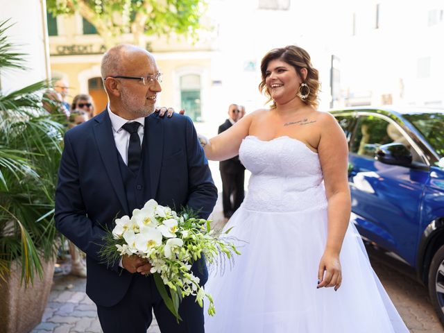 Le mariage de Sébastien et Sophia à Saint-Chamas, Bouches-du-Rhône 12