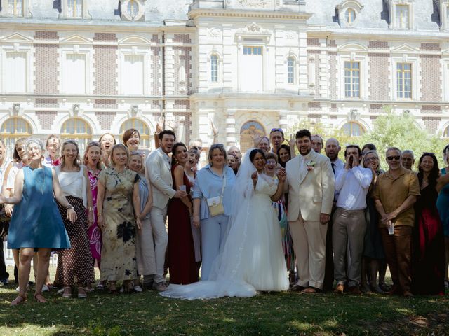 Le mariage de Steve et Palak à Villersexel, Haute-Saône 55