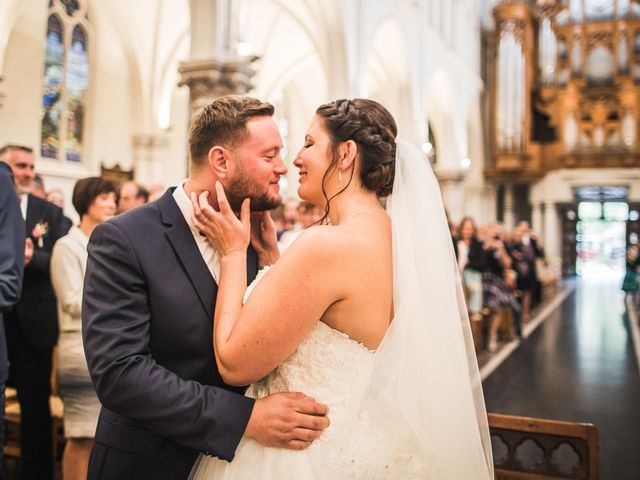 Le mariage de Romain et Charlotte à Hem, Nord 21
