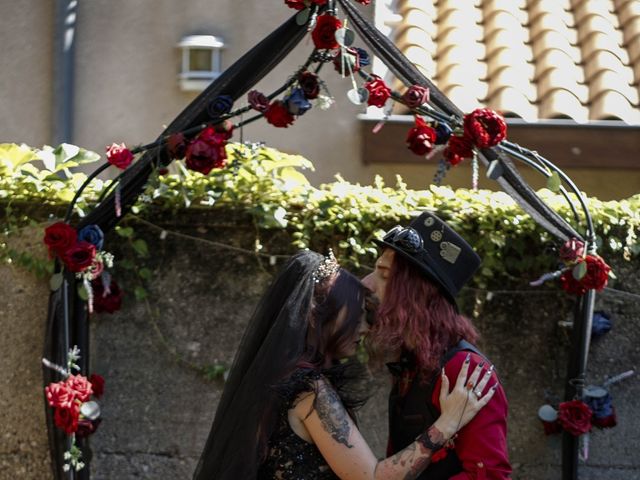 Le mariage de Hugo  et Clémentine  à Tournon-sur-Rhône, Ardèche 16