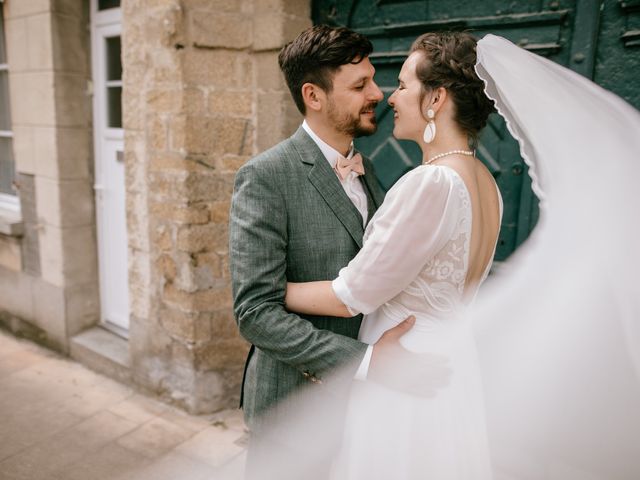 Le mariage de Jean-Eudes et Estelle à Saint-Aubin-du-Perron, Manche 15