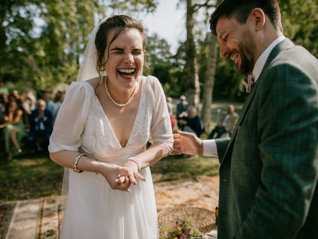 Le mariage de Jean-Eudes et Estelle à Saint-Aubin-du-Perron, Manche 2