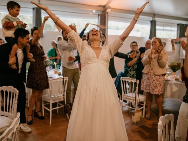 Le mariage de Jean-Eudes et Estelle à Saint-Aubin-du-Perron, Manche 33