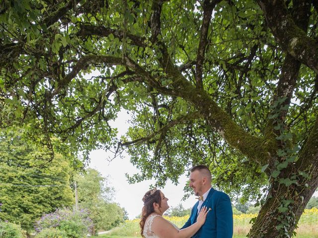 Le mariage de Pierre Albert et Sarah à Béruges, Vienne 37