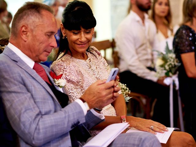 Le mariage de Florian et Apolline à Thuret, Puy-de-Dôme 16