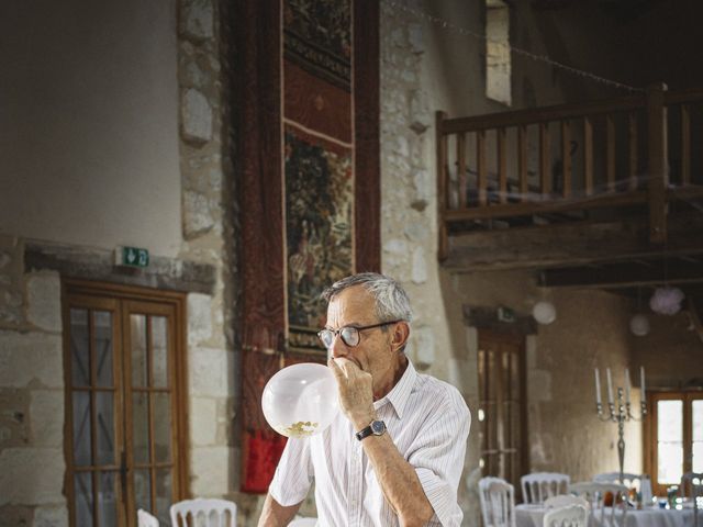 Le mariage de Alexandre et Laure à Saint-Astier, Dordogne 11