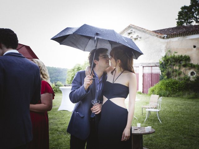 Le mariage de Alexandre et Laure à Saint-Astier, Dordogne 34