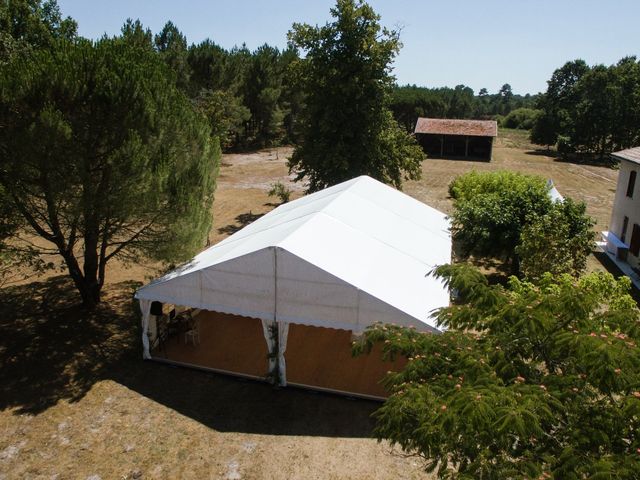 Le mariage de Thomas et Moly à Bordeaux, Gironde 34