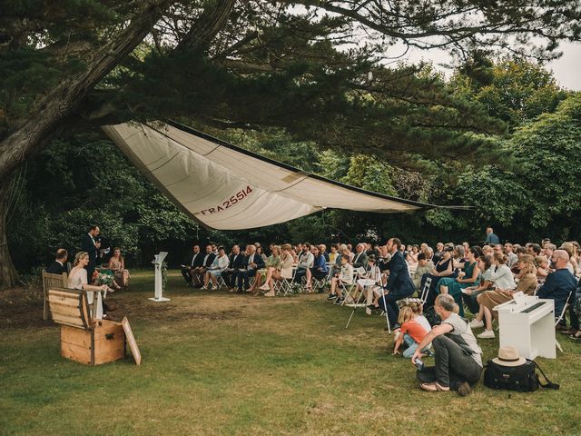Le mariage de Antoine et Adeline à Loctudy, Finistère 52