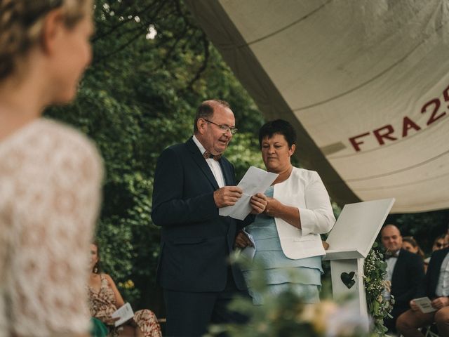 Le mariage de Antoine et Adeline à Loctudy, Finistère 56