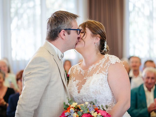 Le mariage de Frédéric et Isabelle à Saint-Just-de-Claix, Isère 97