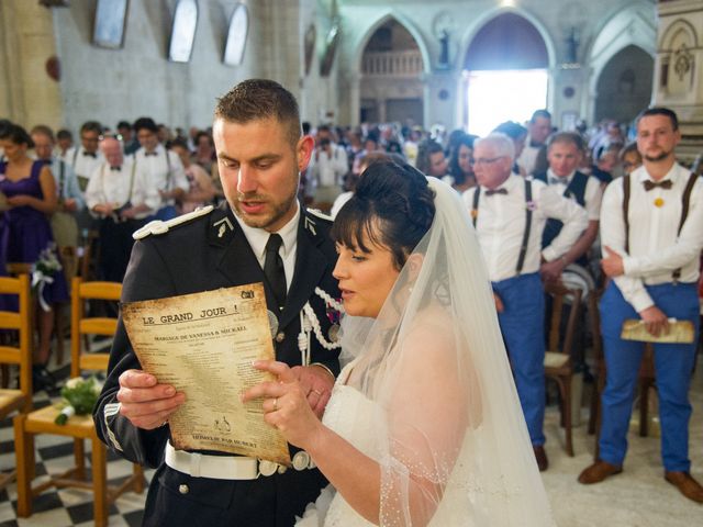 Le mariage de Mickael et Vanessa à Saint-Savinien, Charente Maritime 24