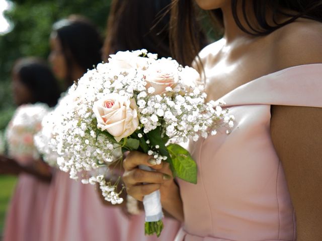 Le mariage de Frangis et Lorraine  à Arpajon, Essonne 10