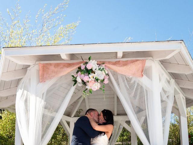 Le mariage de Jerome et Laura à Marseille, Bouches-du-Rhône 25