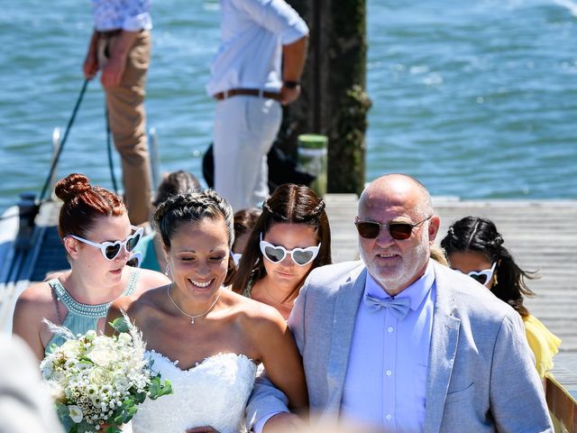 Le mariage de Seb et Lydie à Arès, Gironde 17