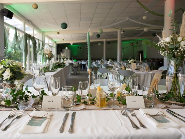Le mariage de Seb et Lydie à Arès, Gironde 28
