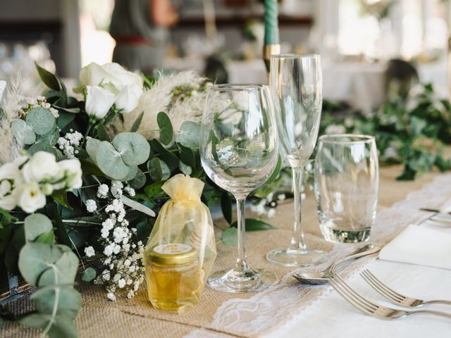 Le mariage de Seb et Lydie à Arès, Gironde 32