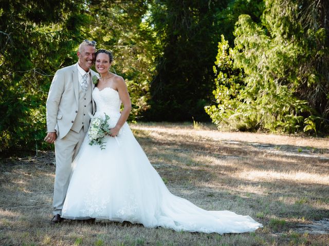 Le mariage de Seb et Lydie à Arès, Gironde 39