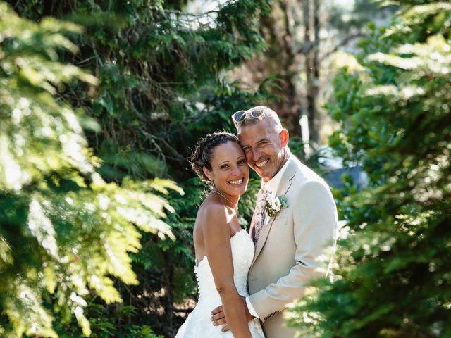 Le mariage de Seb et Lydie à Arès, Gironde 42