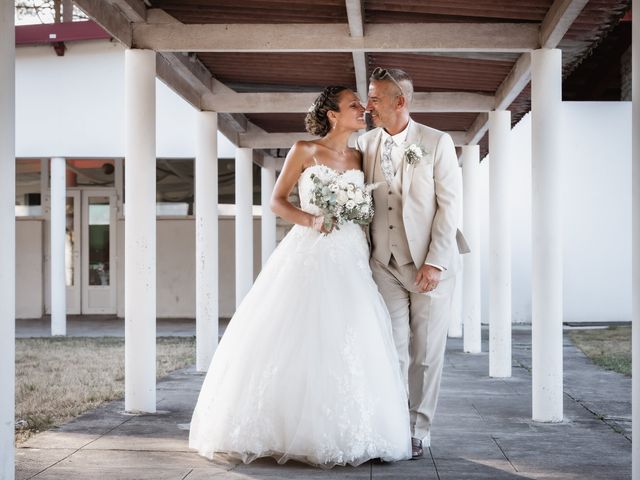 Le mariage de Seb et Lydie à Arès, Gironde 49