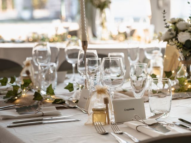 Le mariage de Seb et Lydie à Arès, Gironde 51