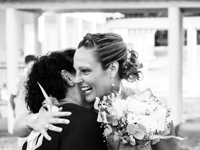 Le mariage de Seb et Lydie à Arès, Gironde 55