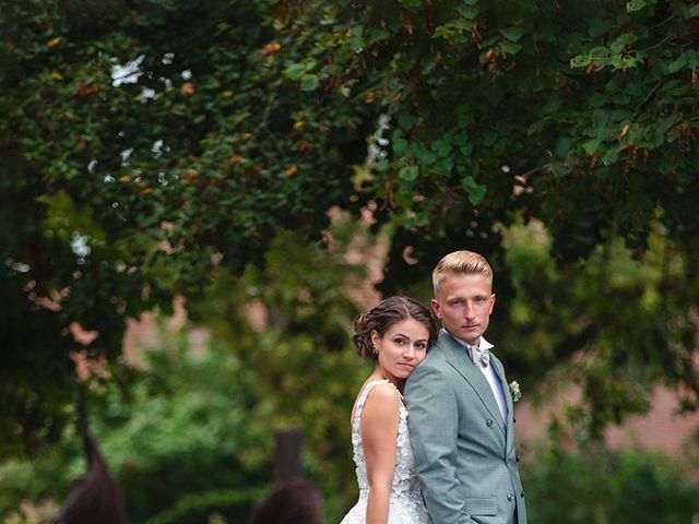 Le mariage de Gaëtan et Hanaé à Ainay-le-Vieil, Cher 5