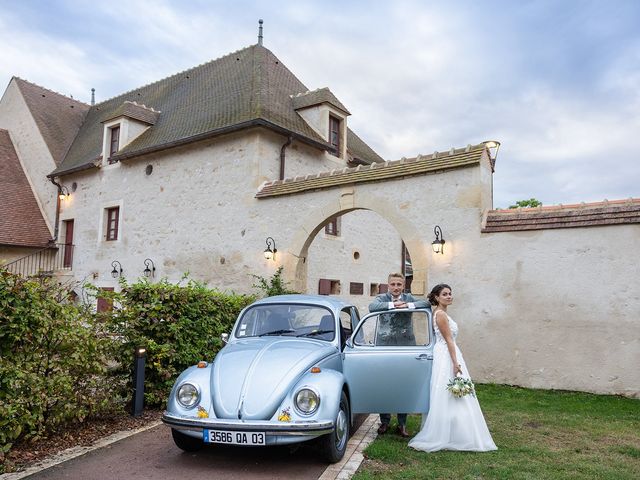 Le mariage de Gaëtan et Hanaé à Ainay-le-Vieil, Cher 6