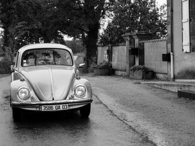 Le mariage de Gaëtan et Hanaé à Ainay-le-Vieil, Cher 11