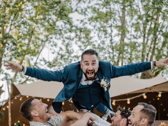 Le mariage de Damien et Alexandrine à Aimargues, Gard 19