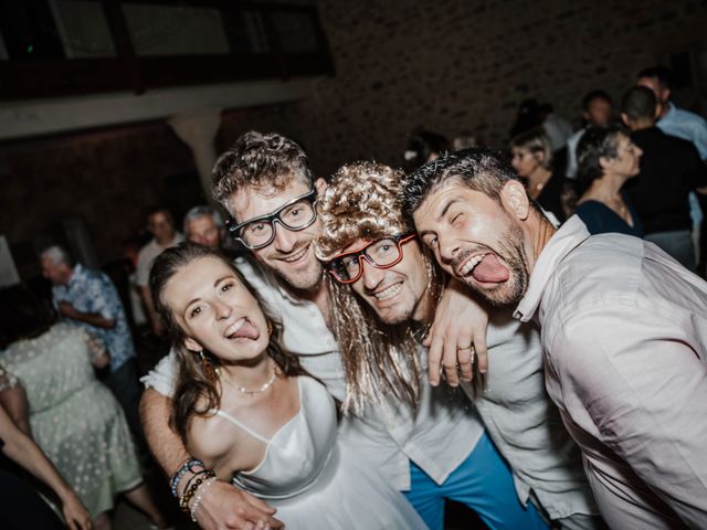 Le mariage de Damien et Alexandrine à Aimargues, Gard 31