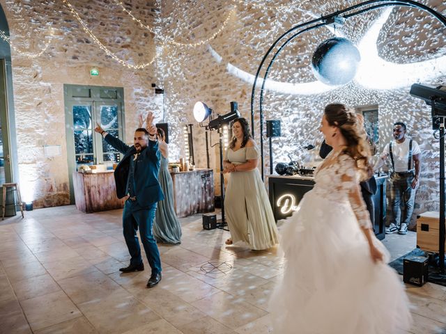 Le mariage de Damien et Alexandrine à Aimargues, Gard 32