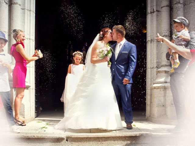 Le mariage de Fabrice et Amélie à Sainte-Sigolène, Haute-Loire 35