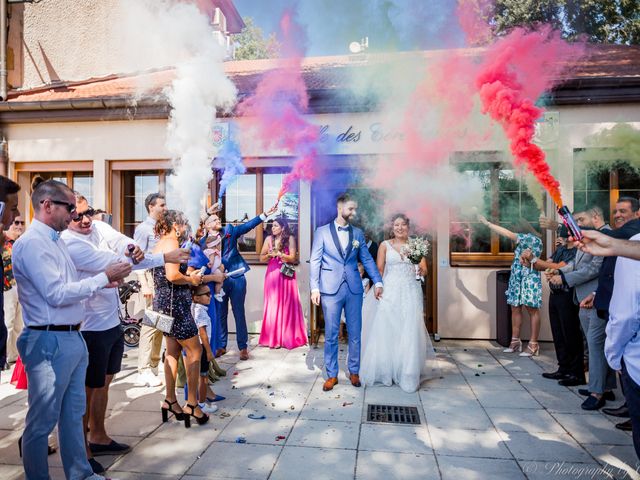 Le mariage de Thomas et Islem à Reyrieux, Ain 15