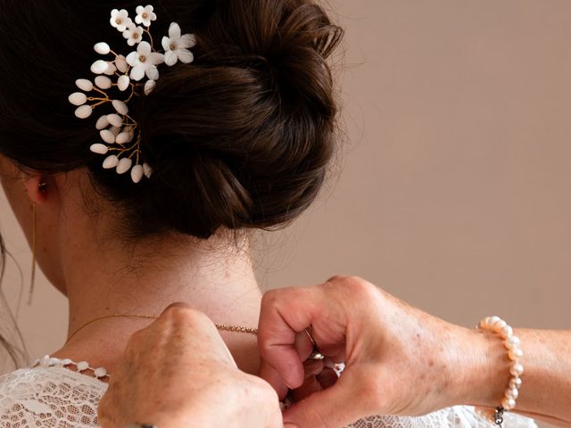 Le mariage de Andrea et Noémie à Le Breuil, Rhône 33