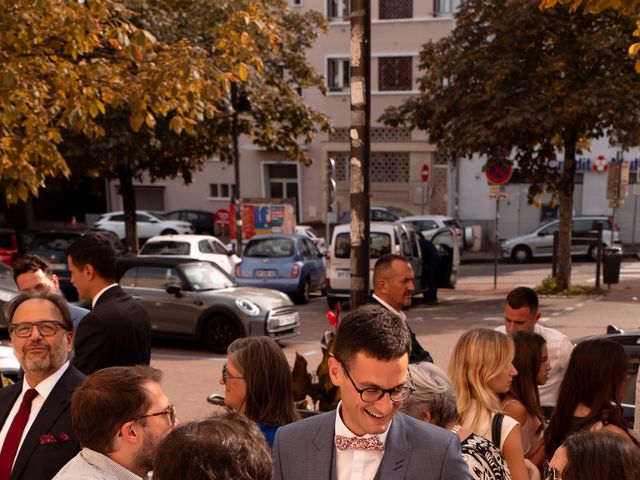 Le mariage de Andrea et Noémie à Le Breuil, Rhône 76