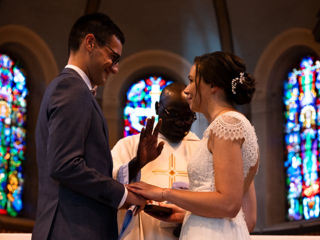 Le mariage de Andrea et Noémie à Le Breuil, Rhône 85