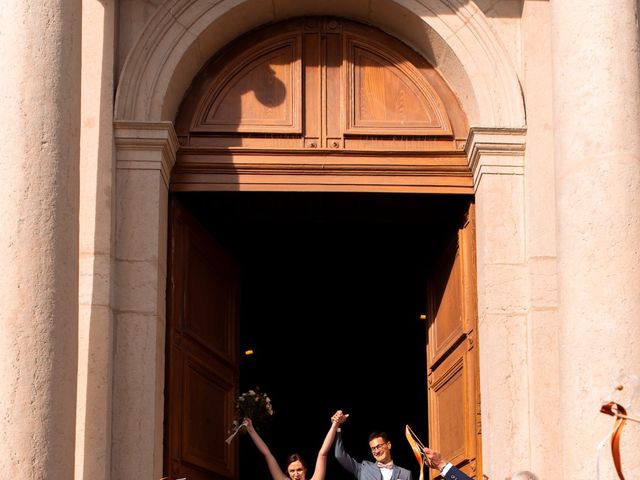 Le mariage de Andrea et Noémie à Le Breuil, Rhône 91