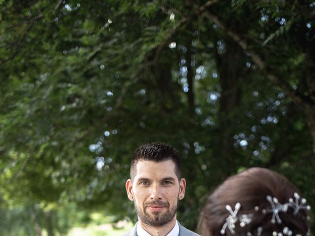 Le mariage de Jonathan et Angélique à Saint-Vincent-de-Reins, Rhône 5