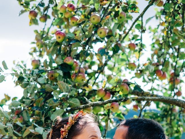 Le mariage de Antoine et Laure à Beaujeu, Rhône 28