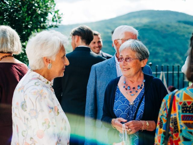 Le mariage de Antoine et Laure à Beaujeu, Rhône 46