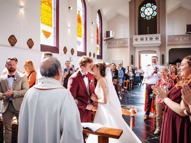 Le mariage de Charles et Ségolène à Capelle, Nord 26