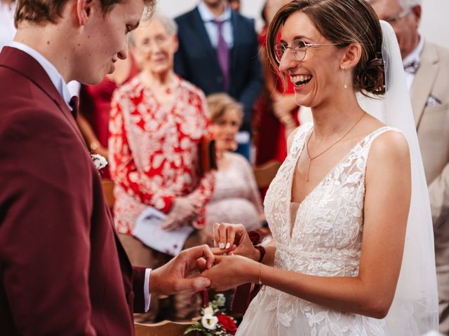 Le mariage de Charles et Ségolène à Capelle, Nord 28