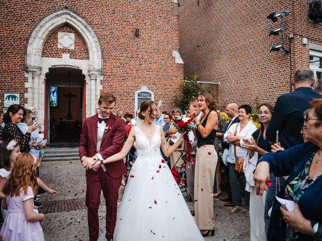 Le mariage de Charles et Ségolène à Capelle, Nord 35