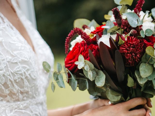 Le mariage de Charles et Ségolène à Capelle, Nord 46