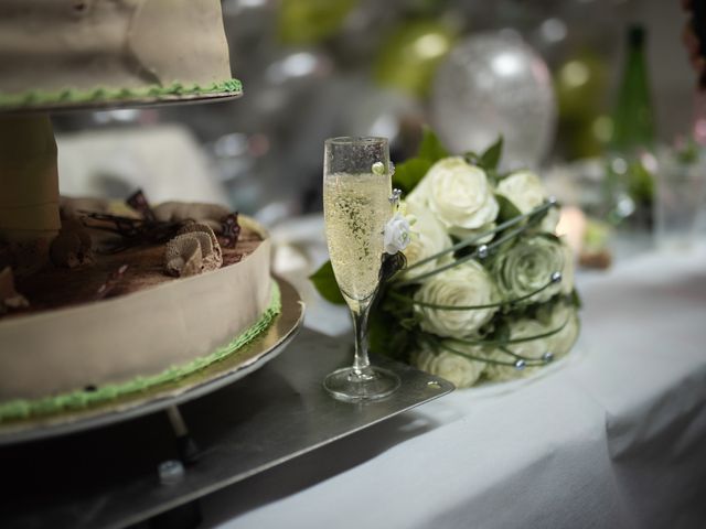 Le mariage de Julien et Carol-Ann à Langres, Haute-Marne 9